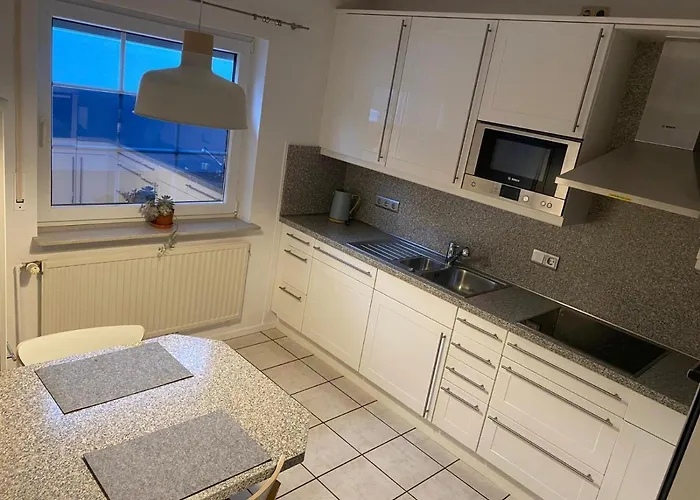 Zaunkoenigin * Norden